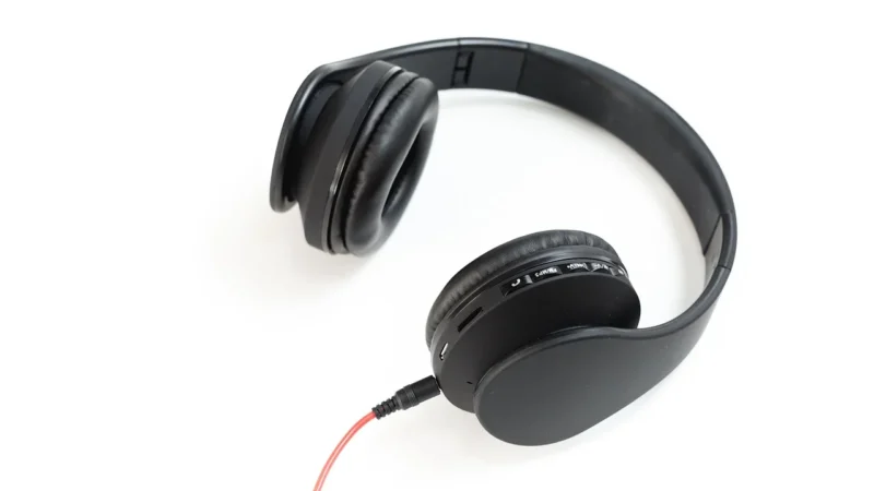 (Black) bluetooth Headset BT5.0 Wireless Headphone Long Life HiFi Stereo Powerful Bass Low latency Earphone with Mic